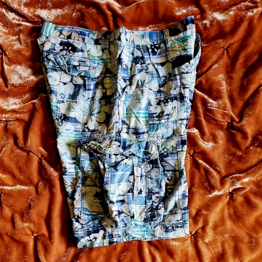 Old Navy Men's Shorts size 34